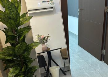 استديو بسرير ماستر 