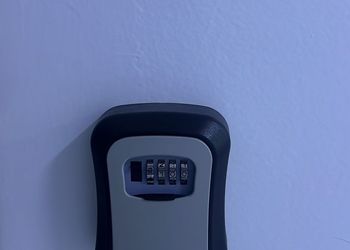 استديو بسرير ماستر وجلسة جانبية