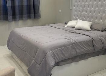 شاليه بمسبح خارجي وألعاب أطفال 