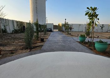 مزرعة بجلسة خارجية وبيت شعر 