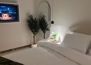 استديو بتصميم أنيق ودخول ذاتي