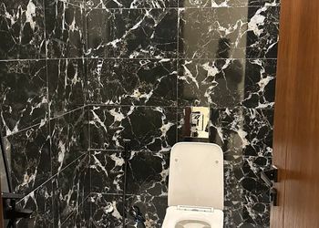 استديو بأثاث مريح وبسيط