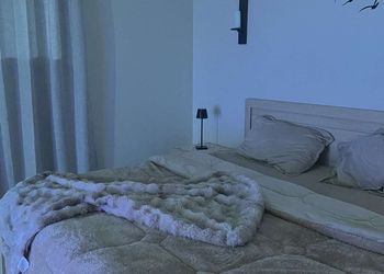 استديو هادئ بسرير ماستر 