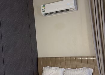استديو بسرير ماستر
