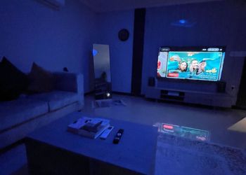 استديو بسرير ماستر وجلسة جانبية