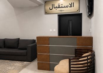 استديو بأثاث مريح وبسيط 