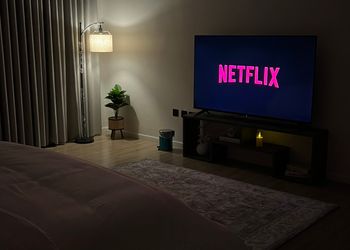 استديو بسرير ماستر وجلسة جانبية