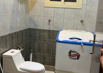 شقة بغرفتين نوم وصالة 