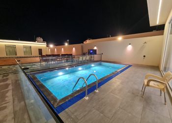 شالية بإطلالة على الجبل 