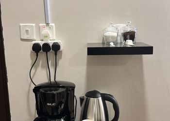 استوديو بدخول ذاتي