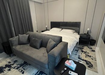 استديو هادئ بسرير ماستر