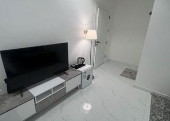 استديو بسرير ماستر 