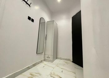 استديو بسرير ماستر