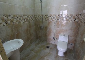 شاليه بصاله وألعاب أطفال وملحق خارجي