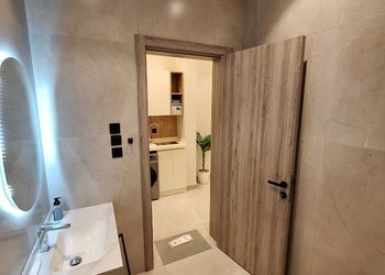 استديو بدخول ذاتي وسرير مريح 