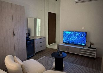 استديو هادئ بسرير ماستر 
