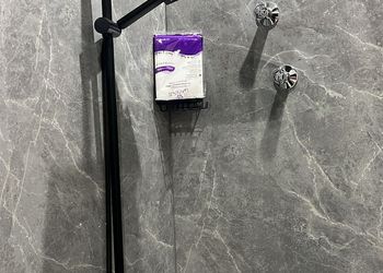 استديو هادئ بسرير ماستر
