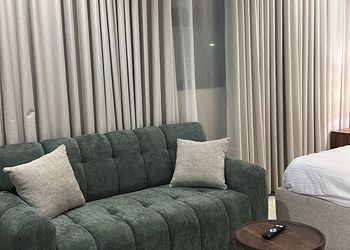 استديو هادئ بسرير ماستر 