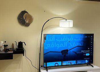 شقة بغرفة معيشة وغرفة نوم 