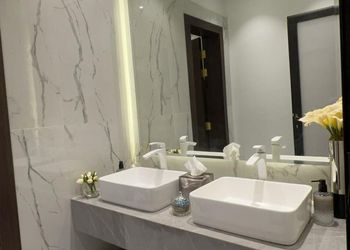 استراحة بمسطح اخضر ومجالس