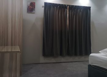 شقة بغرفتين نوم وصالة