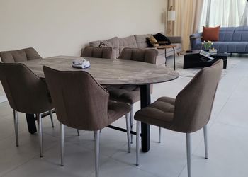 شاليه بمسطح اخضر و مسبح