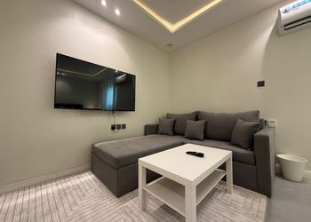استديو هادئ بسرير ماستر