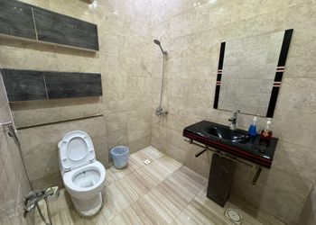 شاليه بمسطح اخضر
