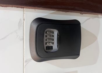 شقة بصالة وغرفة نوم 