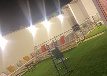 شاليه بجلسة خارجية وألعاب اطفال