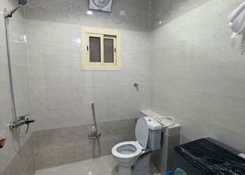 شقة بغرفتين نوم وصالة