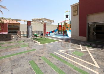 شاليه بجلسه خارجيه والعاب مائية