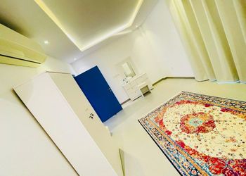 شاليه باطلاله على البحر