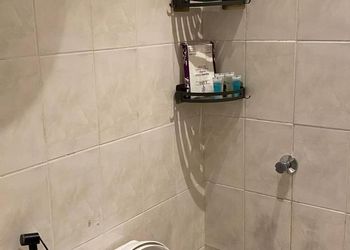 استديو بسرير ماستر وجلسة جانبية 