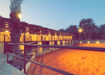 مزرعة بفيلا تراثية مودرن و إسطبل