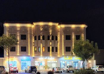 شقة بأثاث مريح وبسيط 