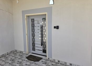 شقة هادئة بغرفتين وصاله