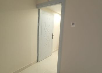 استديو بسرير ماستر وجلسة جانبية
