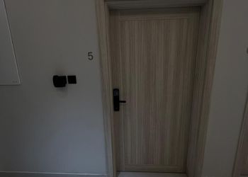 شقة بصالة وغرفة نوم
