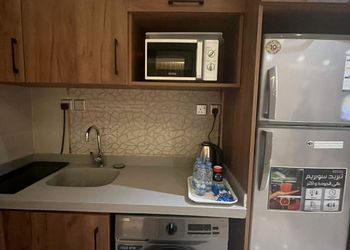 سويت بسرير ماستر وتلفزيون 
