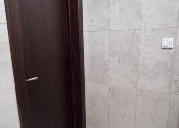 استديو بسرير ماستر وجلسة جانبية