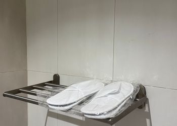 شاليه بمسبح خارجي وجلسة خارجية 