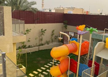 شاليه بالعاب مائية والعاب اطفال 