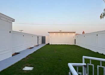 شالية بمجلس مطل على المسبح 