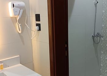 استديو هادئ بسرير ماستر 