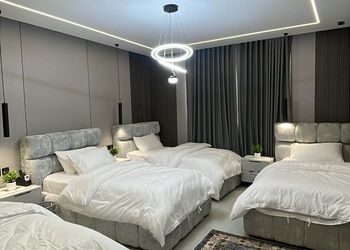 شالية راقي بثلاث غرف نوم عالبحر