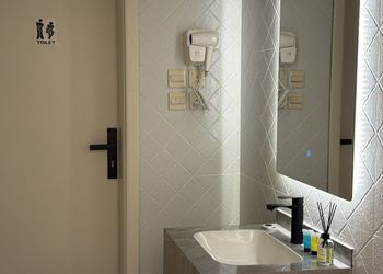 استديو بتصميم أنيق ودخول ذاتي