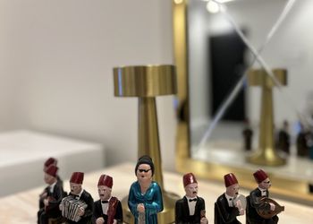 استديو بسرير ماستر وجلسة خارجية