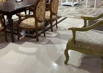 استراحة بمجلس وفناء خارجي 