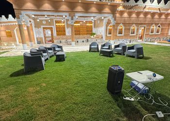 شاليه بغرفتين نوم و جلسة خارجية
